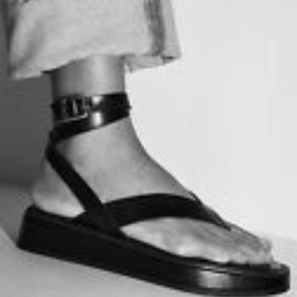ZARA NEW WOMAN TIED LEATHER FLAT SANDALS WRAPAROUND ANKLE BLACK Size 8